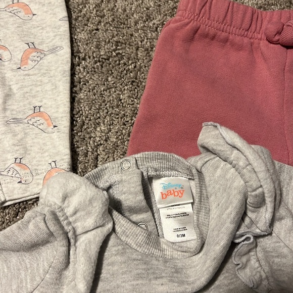 👑 Disney Princess and Carter’s Baby girl outfits - Picture 6 of 6